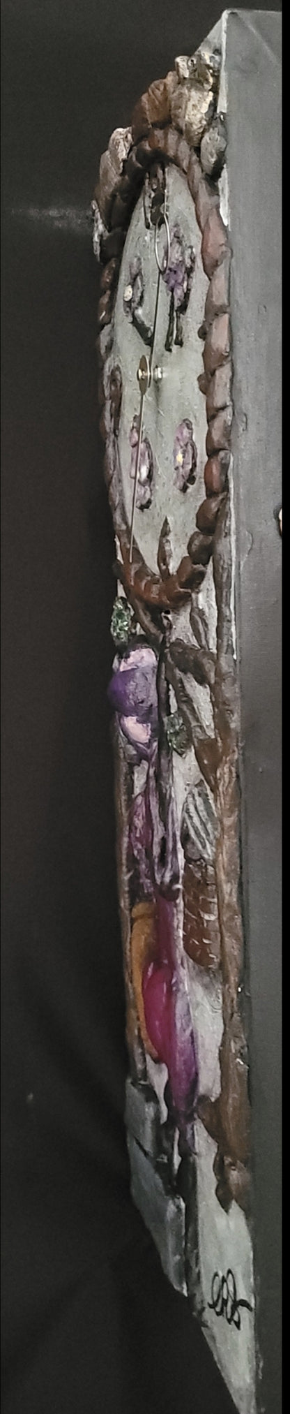 ON HER TIME - Time Sculpture Collection